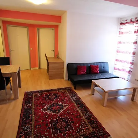 Отель Ahrberg Viertel 2*