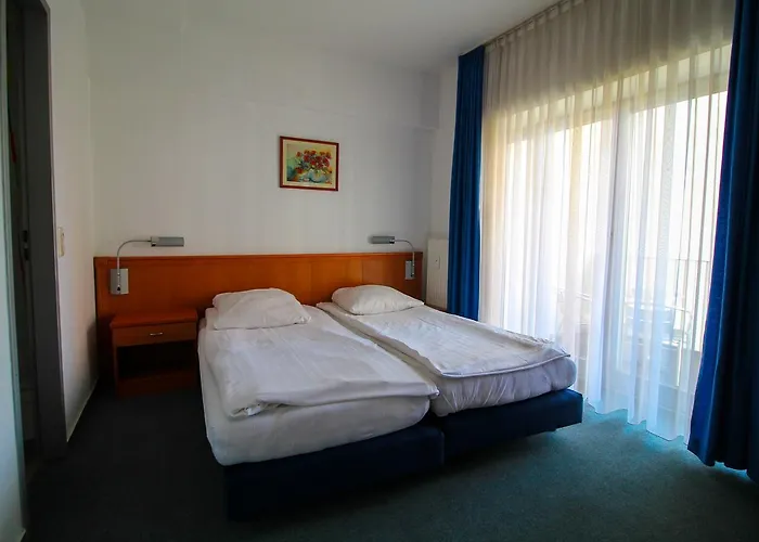 호텔 아르베르크 피르텔 하노버